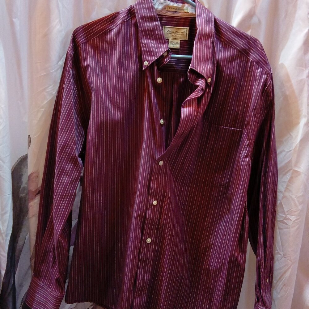 Eddie Bauer burgundy mens wrinkle resistant mens Large dress shirt